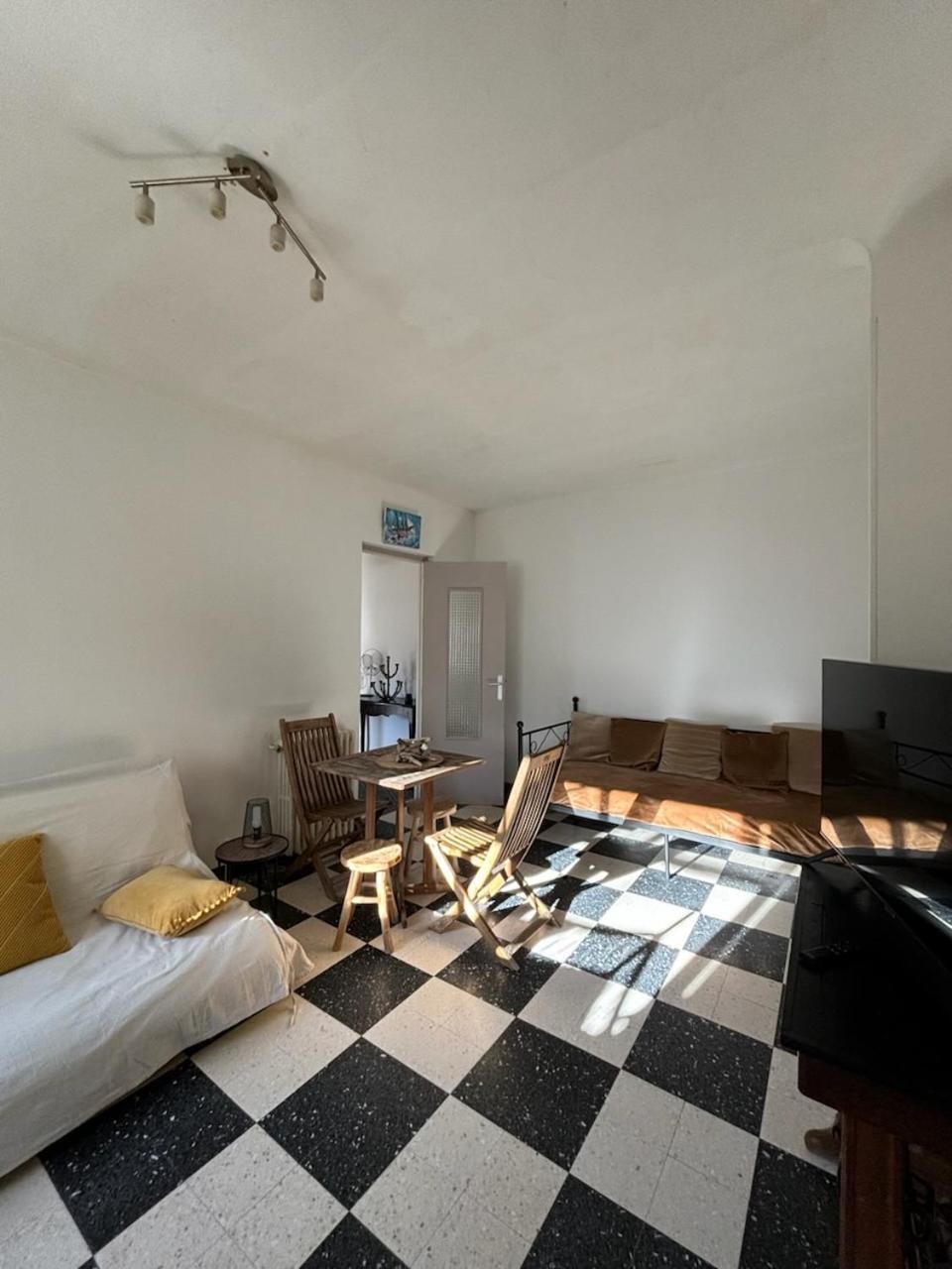 Appartement Chateauneuf Les Martigues المظهر الخارجي الصورة