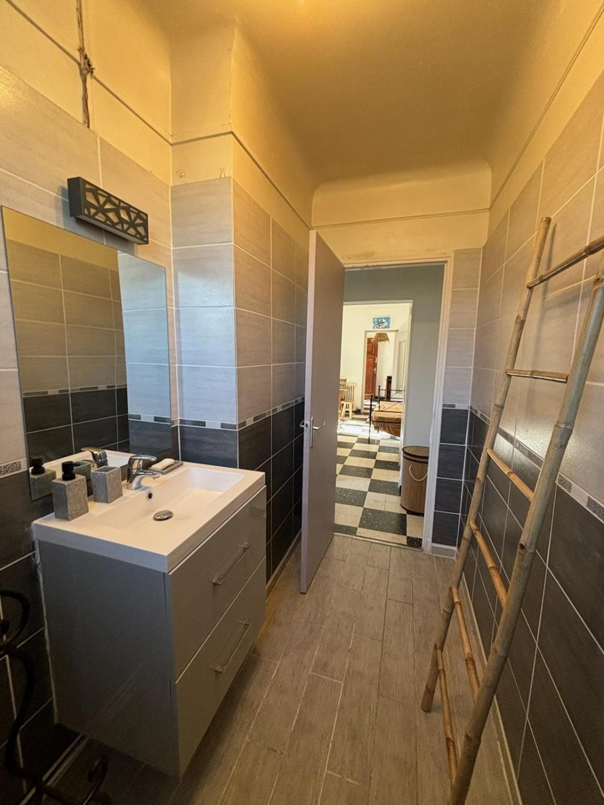 Appartement Chateauneuf Les Martigues المظهر الخارجي الصورة